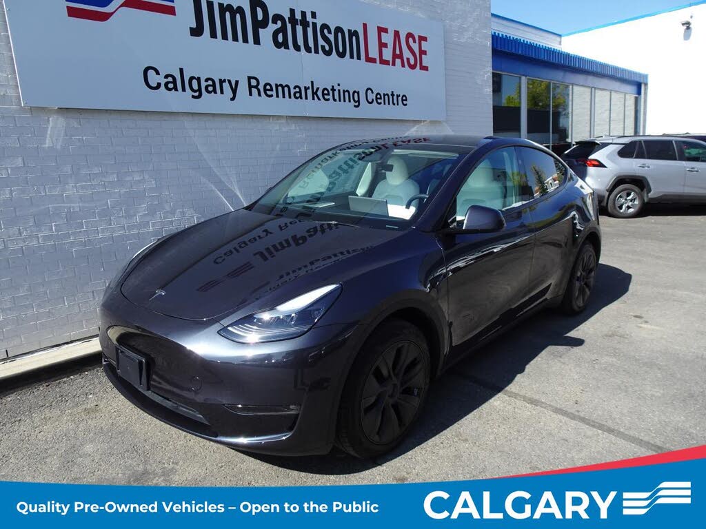 2025 Tesla Model Y Long Range AWD