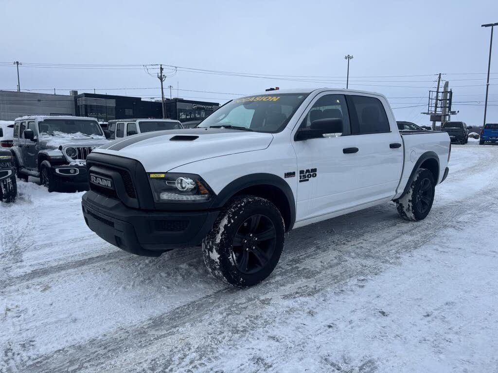 RAM 1500 Classic Warlock Crew Cab 4WD 2022