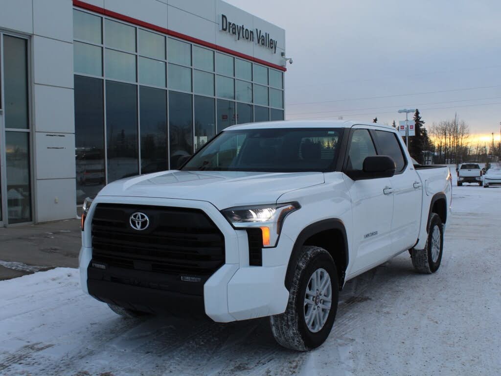 Toyota Tundra SR5 CrewMax Cab 4WD 2026