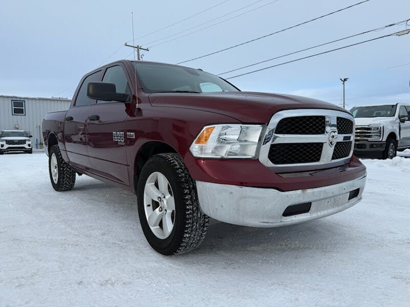 2023 RAM 1500 Classic SLT Crew Cab 4WD