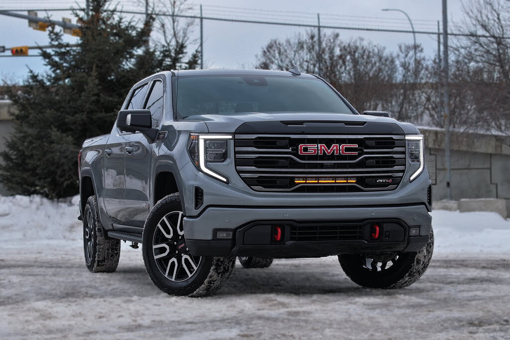 2025 GMC Sierra 1500 AT4 Crew Cab 4WD