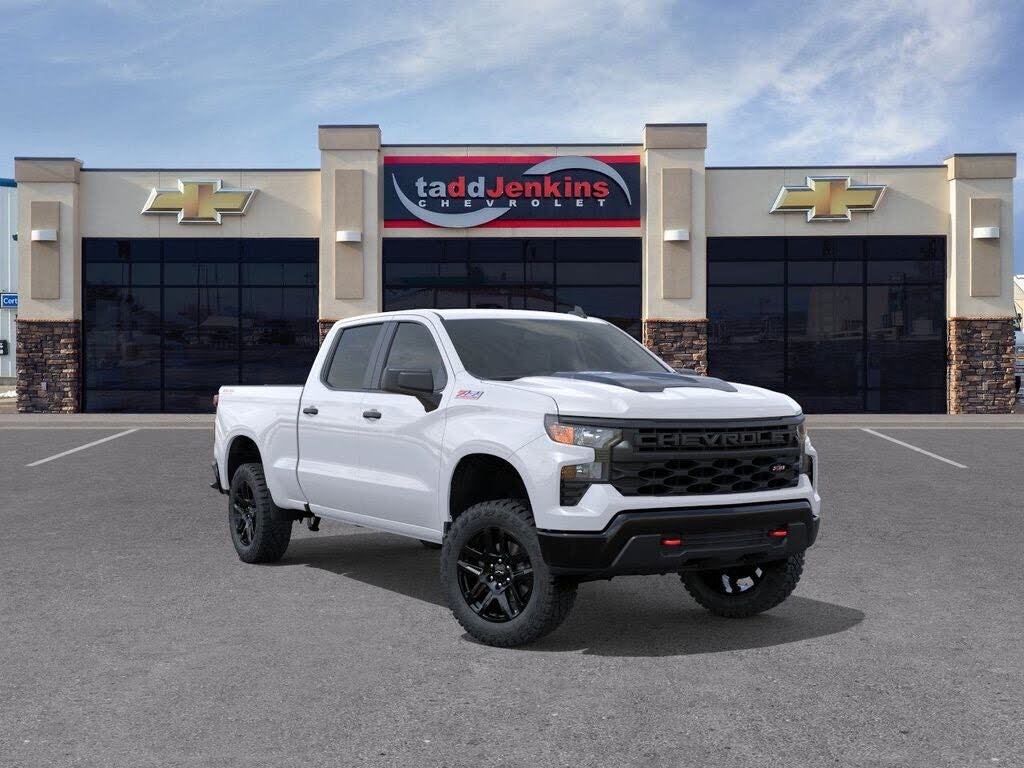 2026 Chevrolet Silverado 1500 Custom Trail Boss Crew Cab 4WD