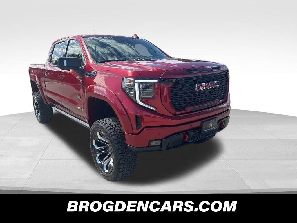 2024 GMC Sierra 1500 AT4 Crew Cab 4WD