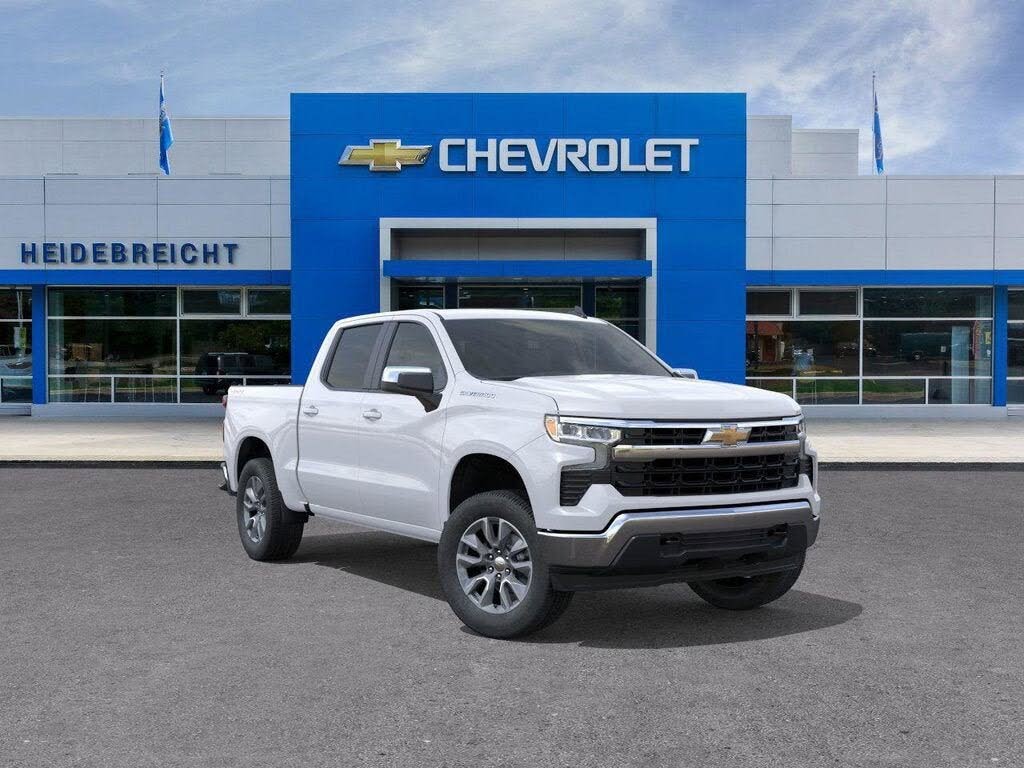 2026 Chevrolet Silverado 1500 LT Crew Cab 4WD