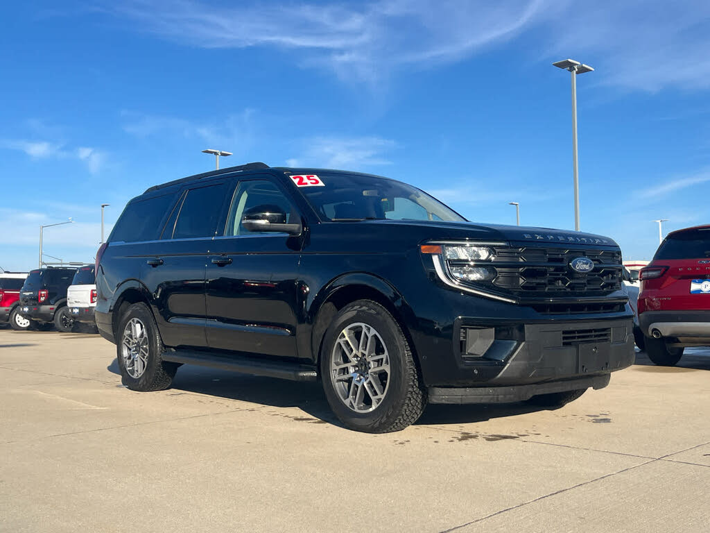 2025 Ford Expedition Active 4WD