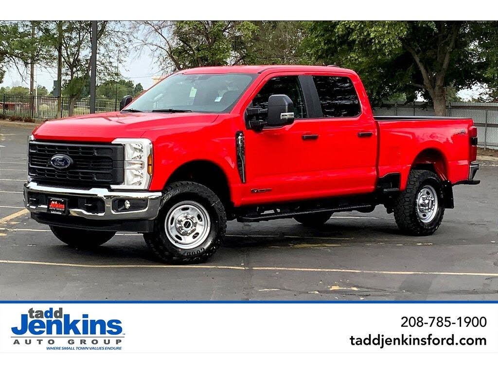 2025 Ford F-350 Super Duty XL Crew Cab 4WD