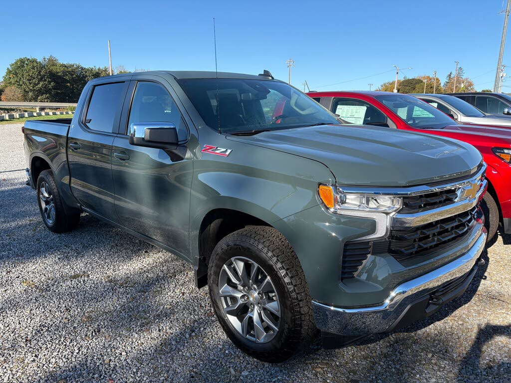 2026 Chevrolet Silverado 1500 LT Crew Cab 4WD