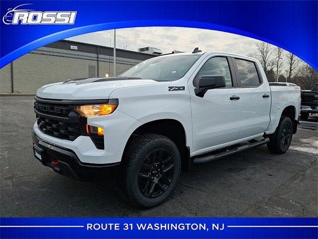 2026 Chevrolet Silverado 1500 Custom Trail Boss Crew Cab 4WD