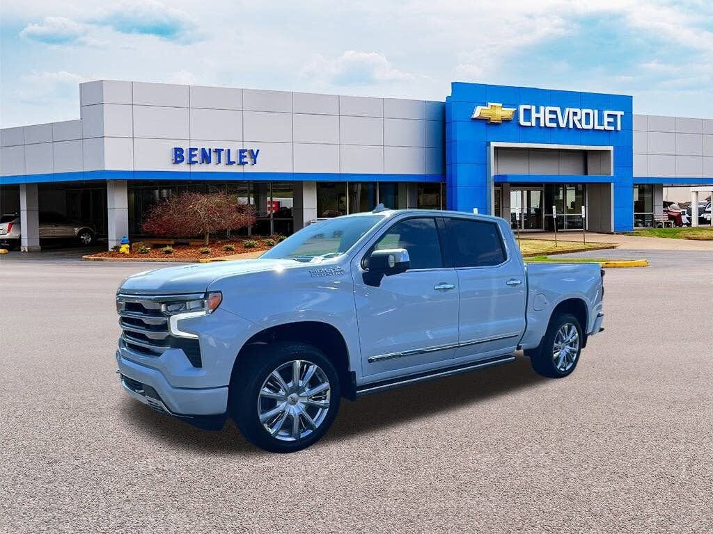 2026 Chevrolet Silverado 1500 High Country Crew Cab 4WD