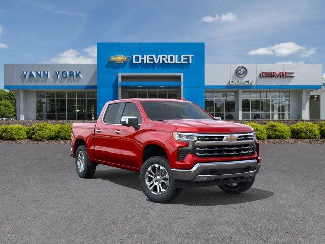 2026 Chevrolet Silverado 1500 LTZ Crew Cab 4WD