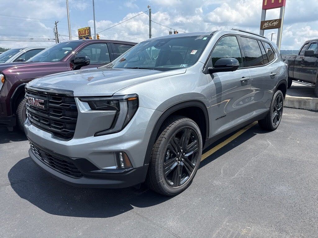 2025 GMC Acadia Elevation AWD