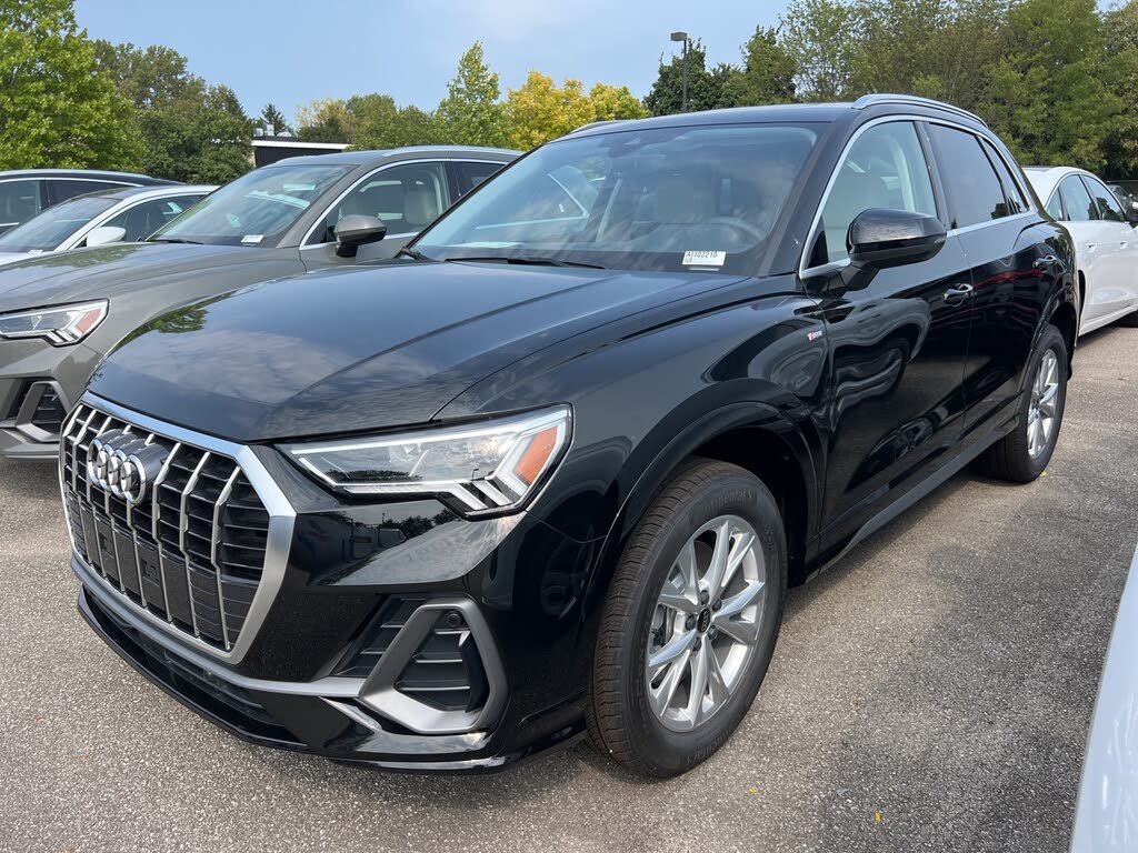 2025 Audi Q3 quattro Premium S Line 45 TFSI