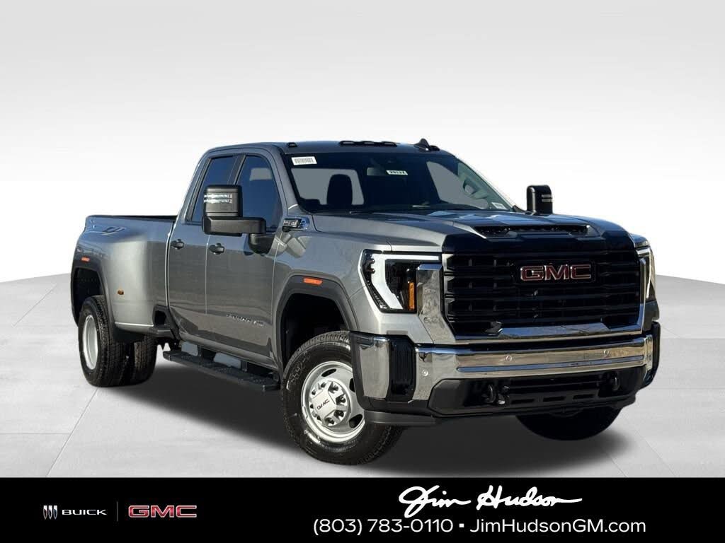 2026 GMC Sierra 3500HD Pro Double Cab LB 4WD