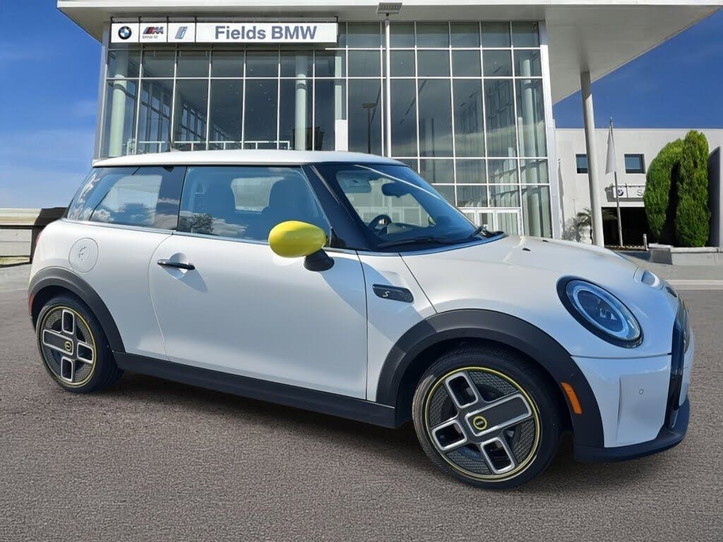 2024 MINI Cooper SE 2-Door Hatchback FWD