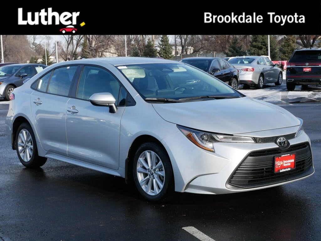 2025 Toyota Corolla LE FWD