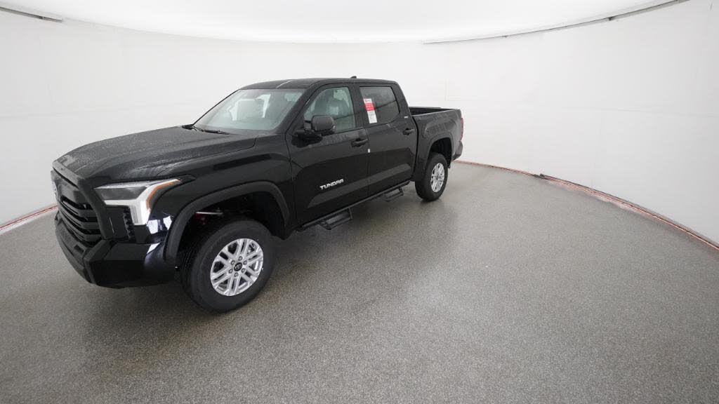 2026 Toyota Tundra SR5 CrewMax Cab 4WD