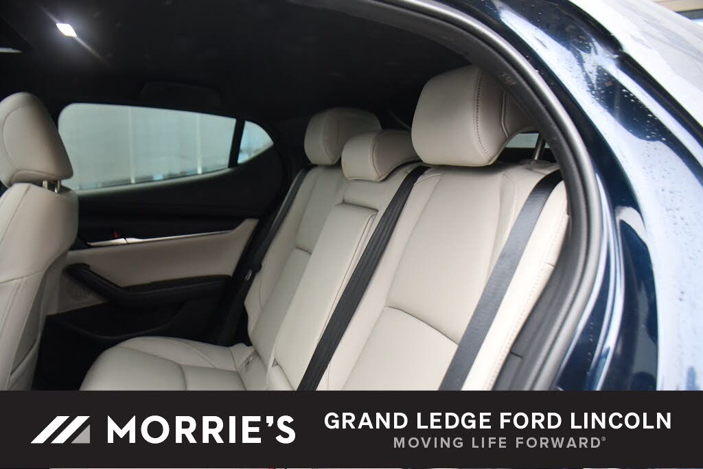 2024 Mazda MAZDA3 2.5 S Preferred Hatchback FWD