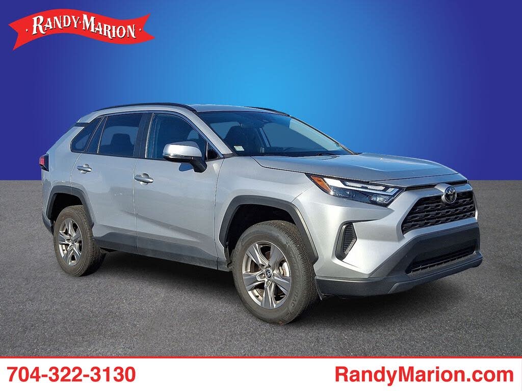 2024 Toyota RAV4 XLE FWD