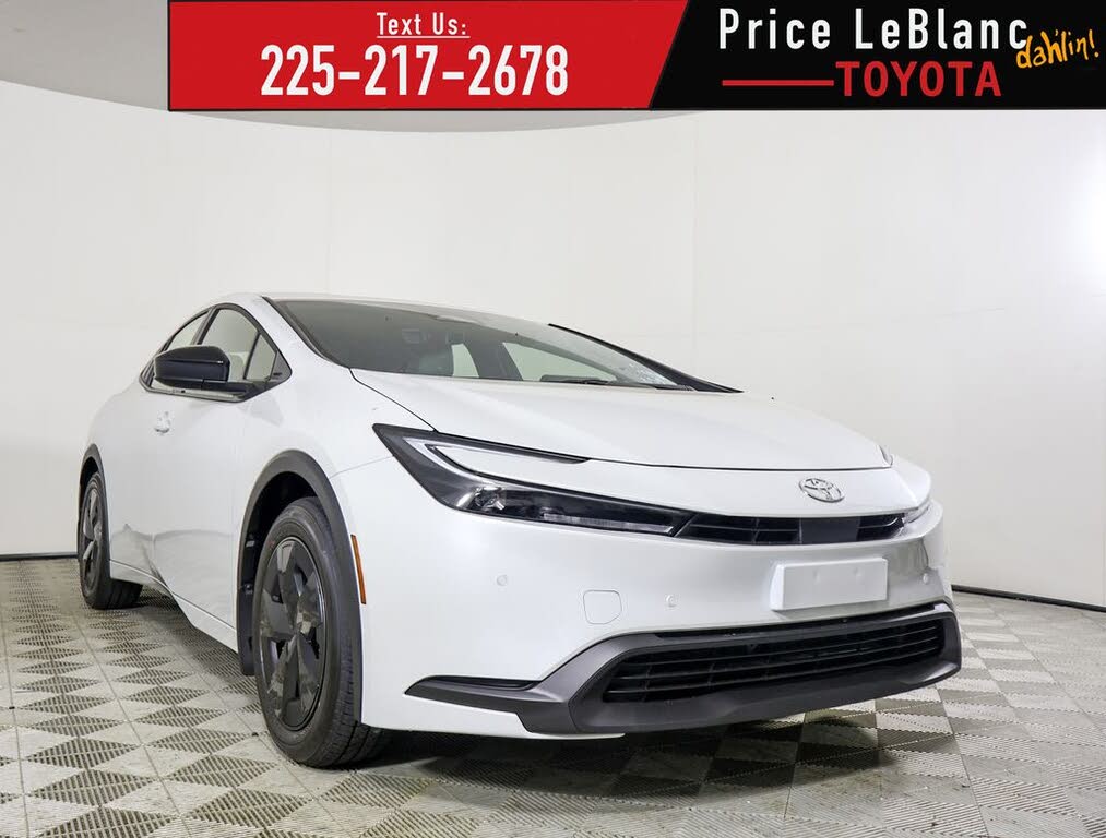 2026 Toyota Prius LE FWD