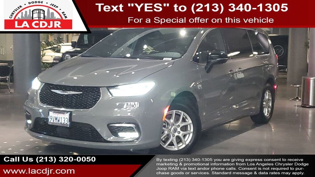 2025 Chrysler Pacifica Select FWD