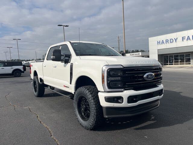 2026 Ford F-250 Super Duty Platinum Crew Cab 4WD