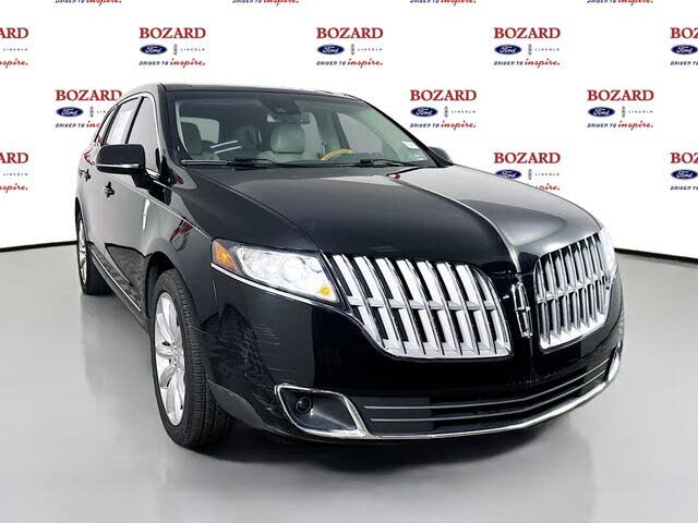 2011 Lincoln MKT FWD