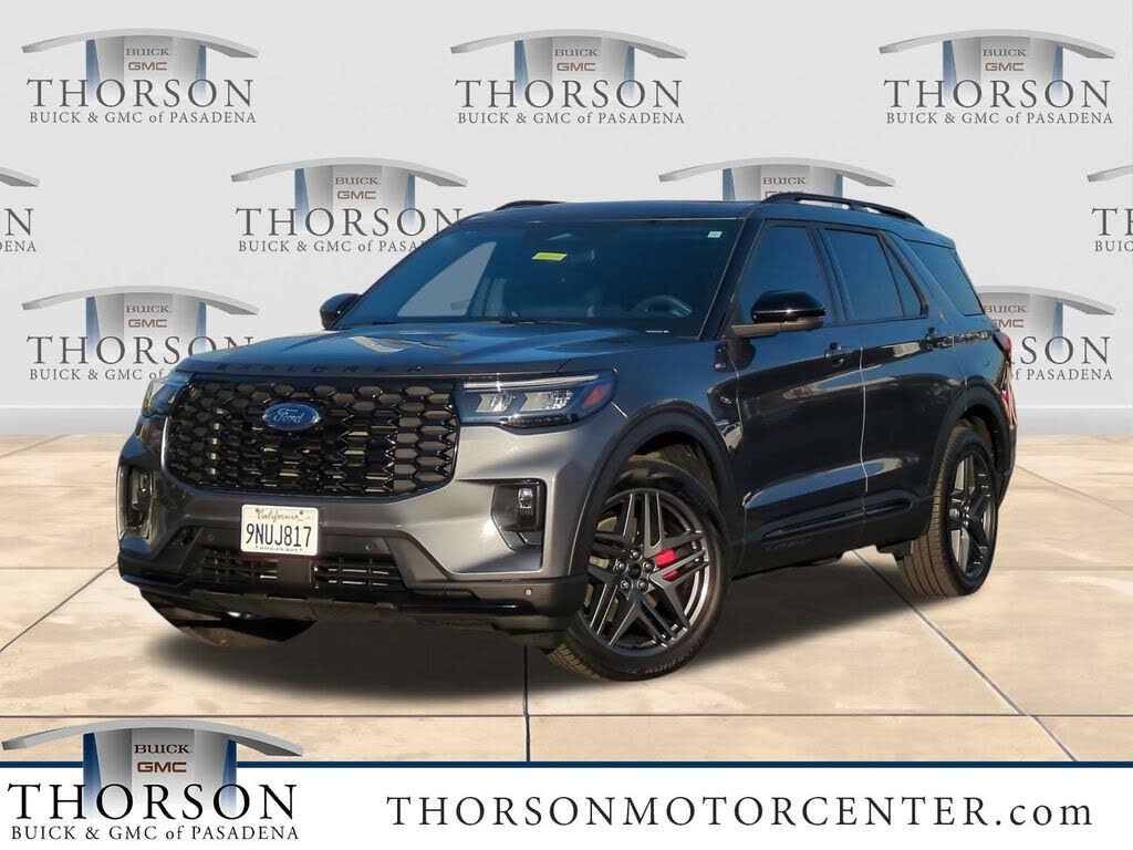 2025 Ford Explorer ST-Line AWD