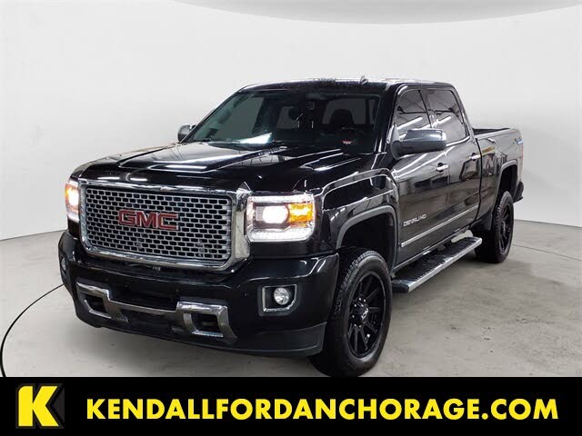 2015 GMC Sierra 2500HD Denali Crew Cab SB 4WD