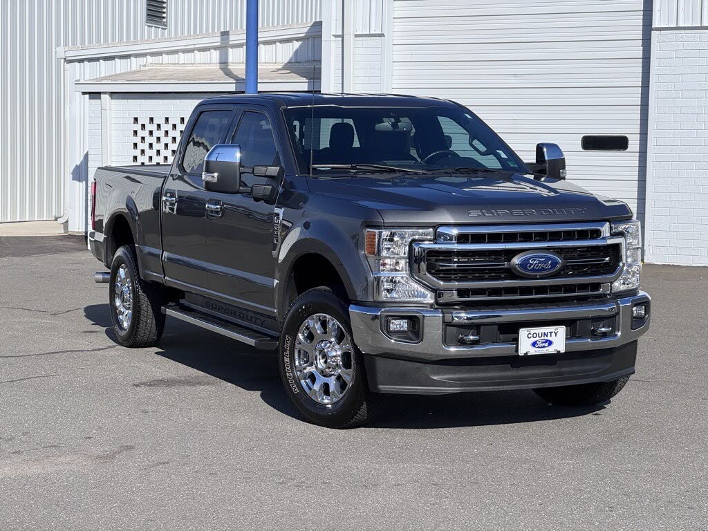 2022 Ford F-250 Super Duty Lariat Crew Cab 4WD