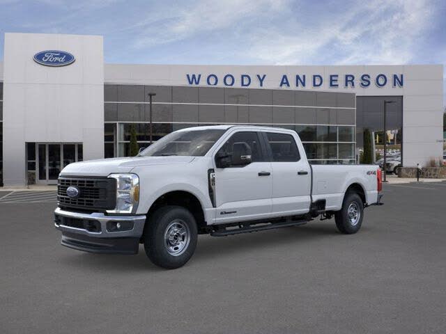 2026 Ford F-350 Super Duty XL Crew Cab 4WD