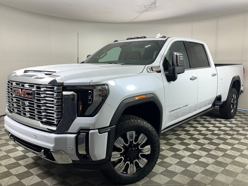 2026 GMC Sierra 3500HD Denali Crew Cab 4WD