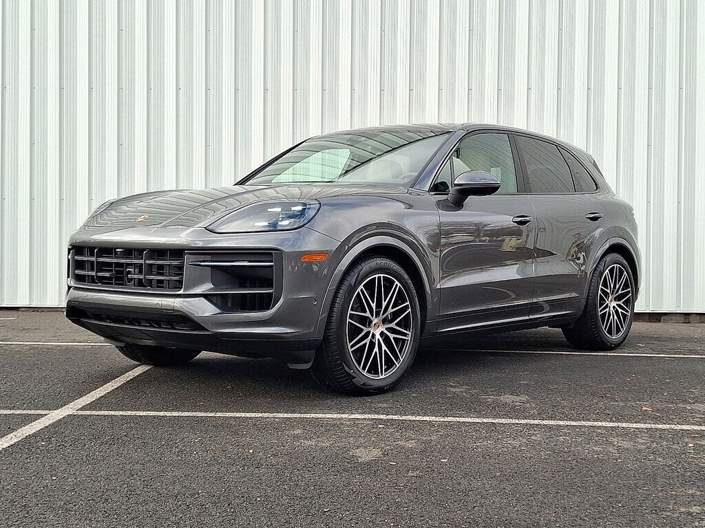 2026 Porsche Cayenne AWD