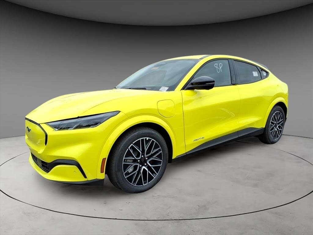 2025 Ford Mustang Mach-E Premium AWD