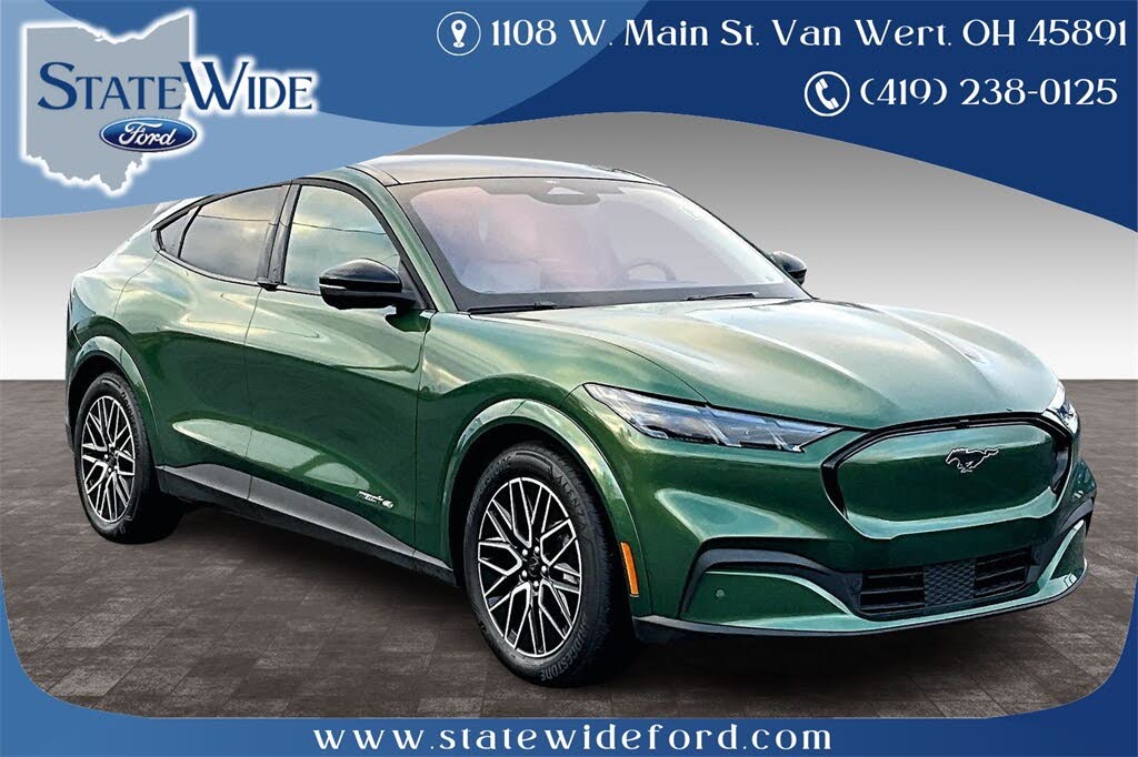 2025 Ford Mustang Mach-E Premium AWD