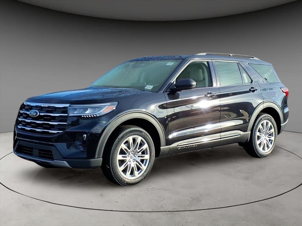 2026 Ford Explorer Active AWD