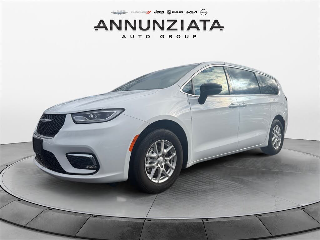 2025 Chrysler Pacifica Select FWD