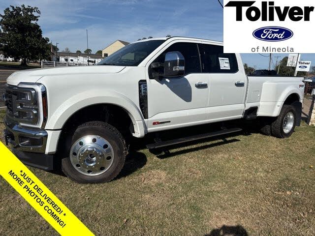 2026 Ford F-450 Super Duty King Ranch Crew Cab LB DRW 4WD