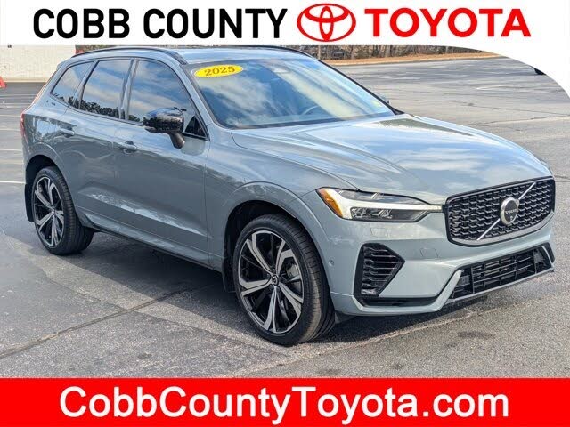 2024 Volvo XC60 Recharge T8 Ultimate Dark Theme eAWD