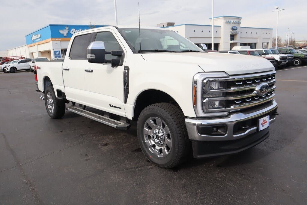 2026 Ford F-250 Super Duty Lariat Crew Cab 4WD