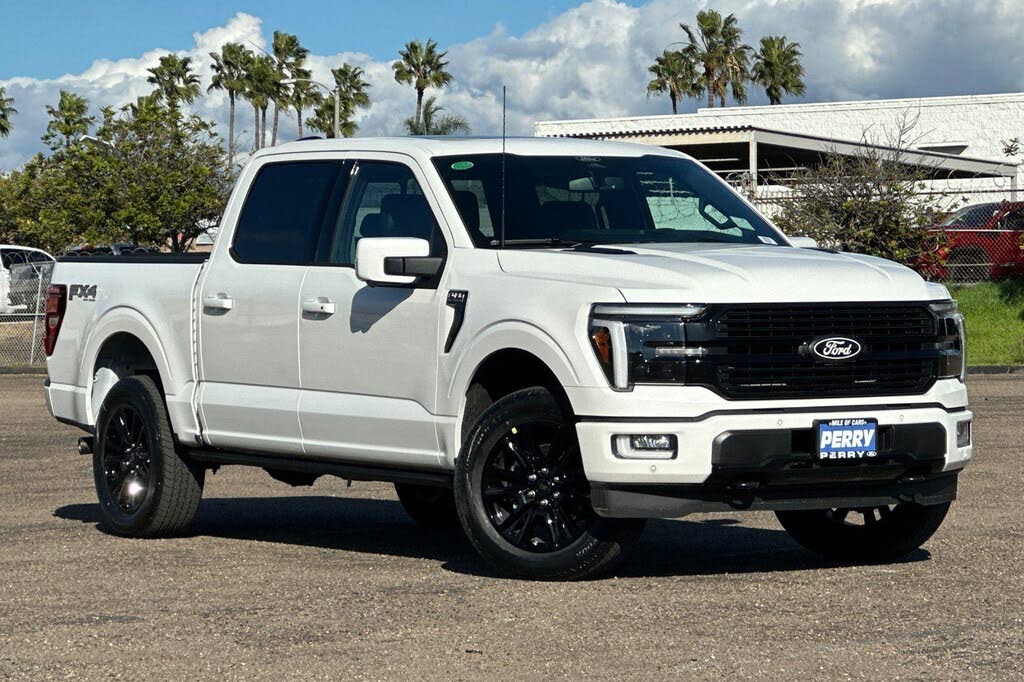 2025 Ford F-150 Platinum SuperCrew 4WD