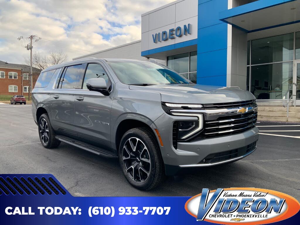 2026 Chevrolet Suburban LT 4WD