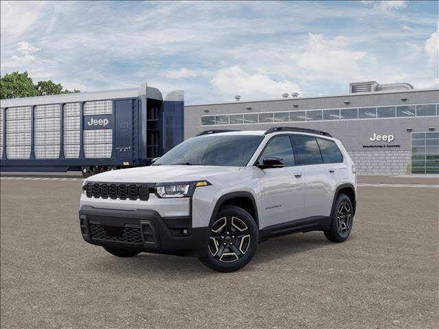 2026 Jeep Cherokee Laredo 4WD