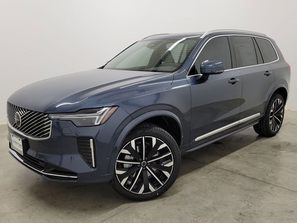 2026 Volvo XC90 B5 Plus 6-Passenger AWD