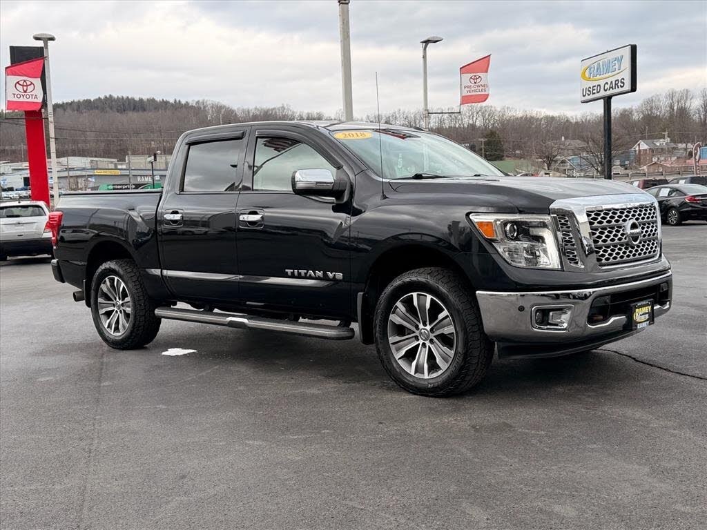 2018 Nissan Titan SL Crew Cab 4WD