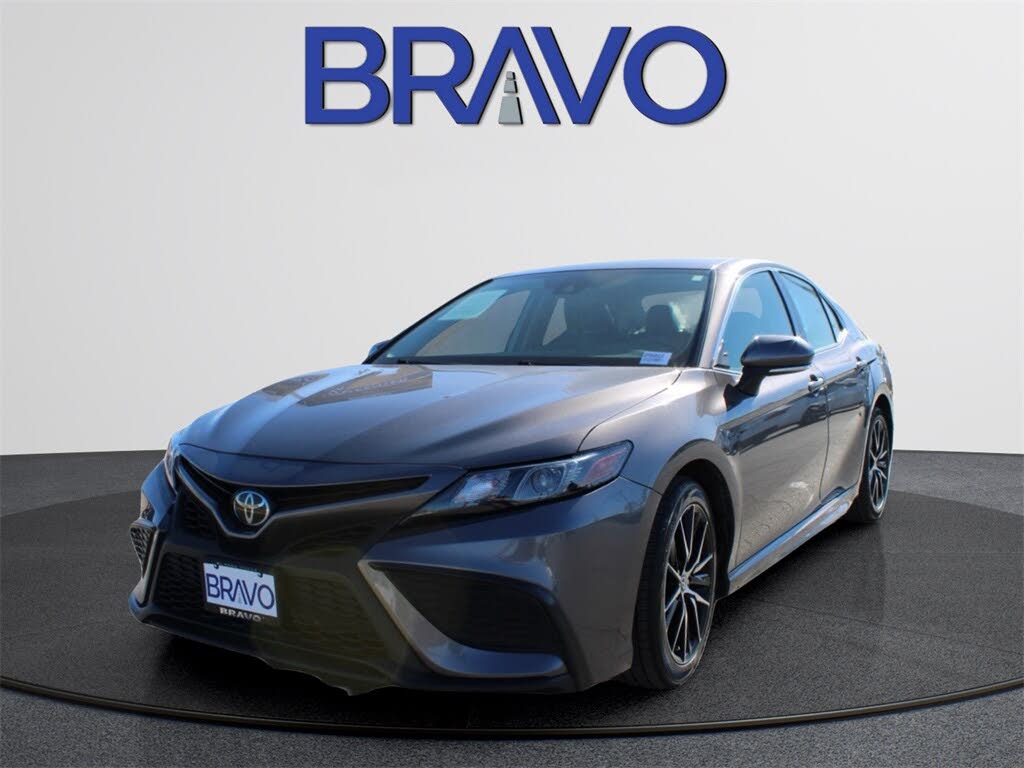 2024 Toyota Camry SE FWD