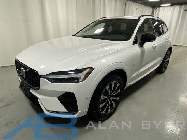 2025 Volvo XC60 B5 Plus Dark Theme AWD