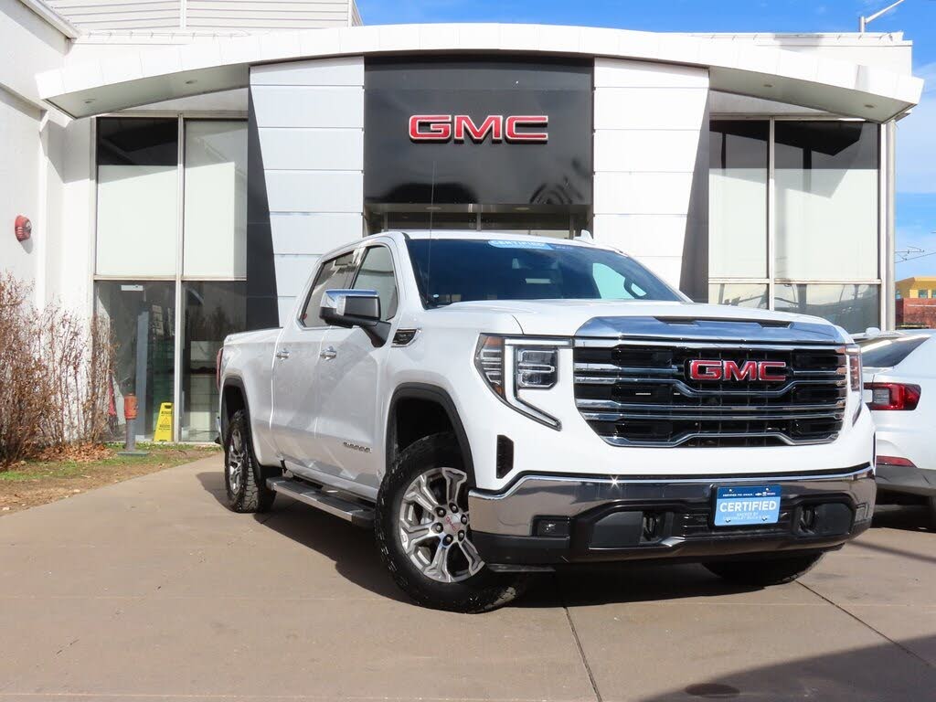 2022 GMC Sierra 1500 SLT Crew Cab 4WD