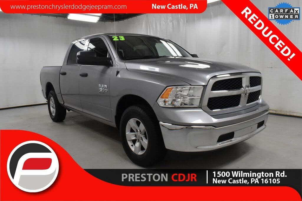 2023 RAM 1500 Classic SLT Crew Cab 4WD