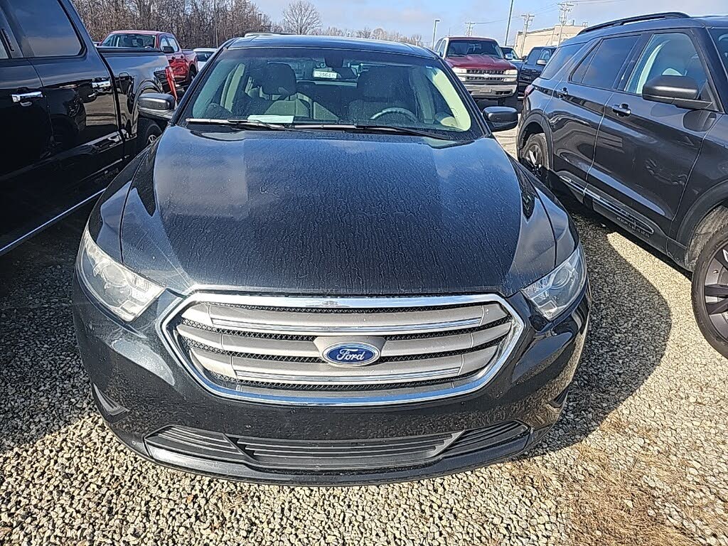 2015 Ford Taurus SE