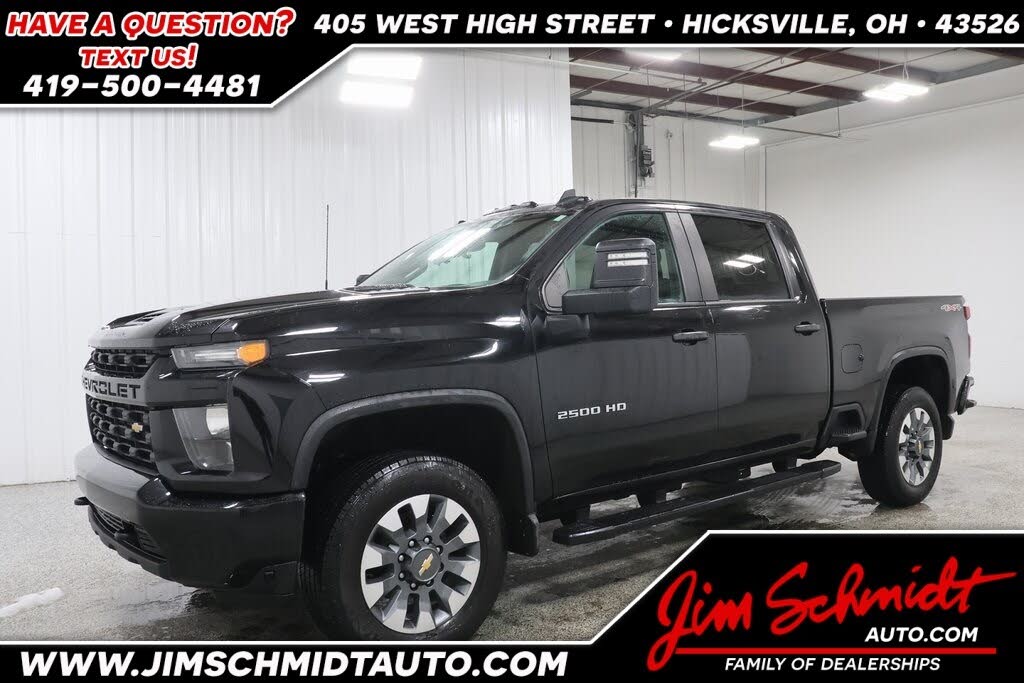 2022 Chevrolet Silverado 2500HD Custom Crew Cab 4WD